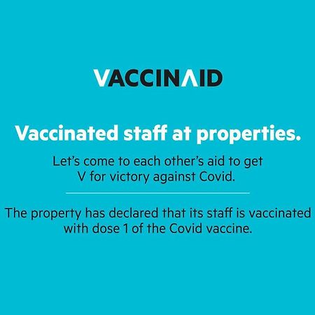 Vaccinated Staff - Capital O 77266 Light House Beach Resort Pangala Exterior photo